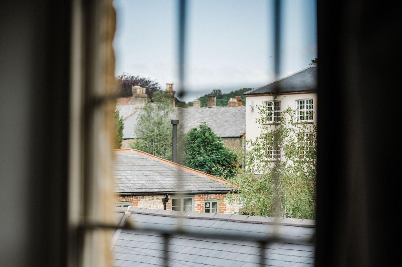 The Crooked Swan Crewkerne Exterior foto
